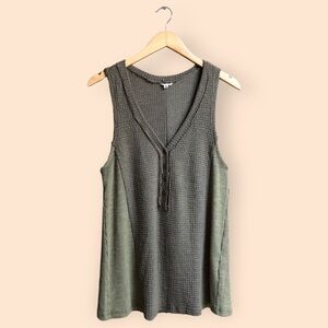 POL Boho Waffle Knit Oversized Cozy Green Tank Top Blouse Hippie Summer Small